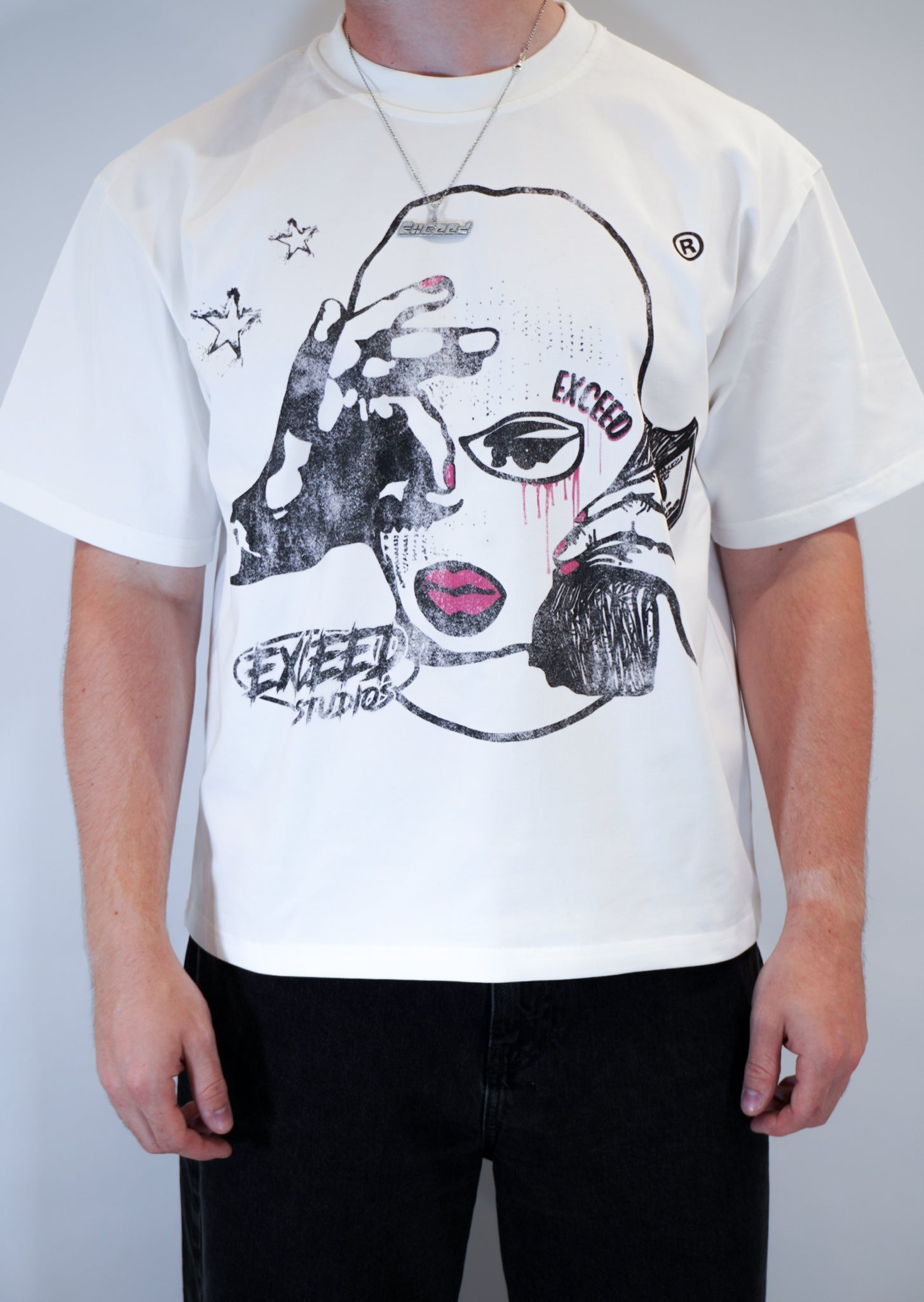 Funds Graphic Tee